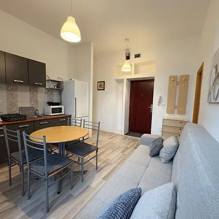Lula Apartment Pula
